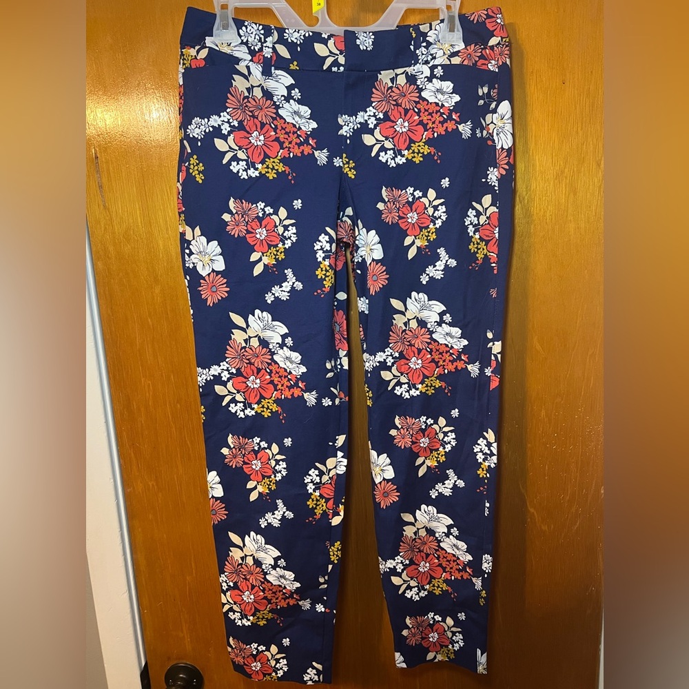 Old Navy Pixie Mid-Rise Floral Pants